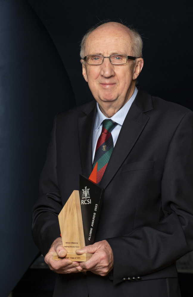 Figure 38: The author having received the RCSI Alumni Teaching award
2023